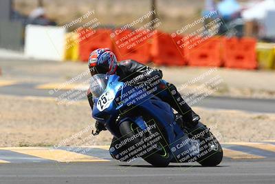 media/Apr-09-2022-SoCal Trackdays (Sat) [[c9e19a26ab]]/Turn 2 (1140am)/